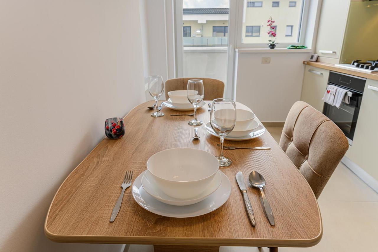 Zen Apartments Brasov Ngoại thất bức ảnh
